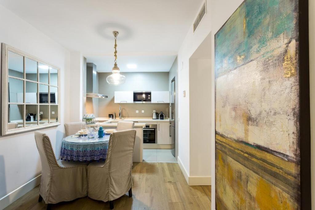 Atrivm San Julian Apartment Севиля Екстериор снимка